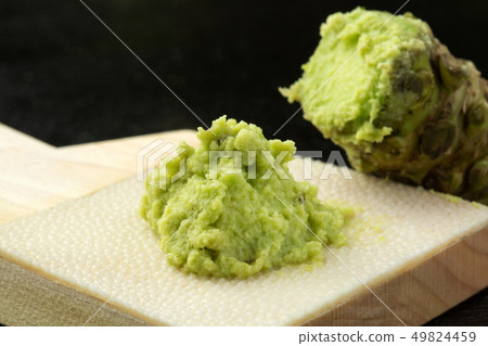 Raw wasabi scoop grated Raw wasabi scoop grated 49824459