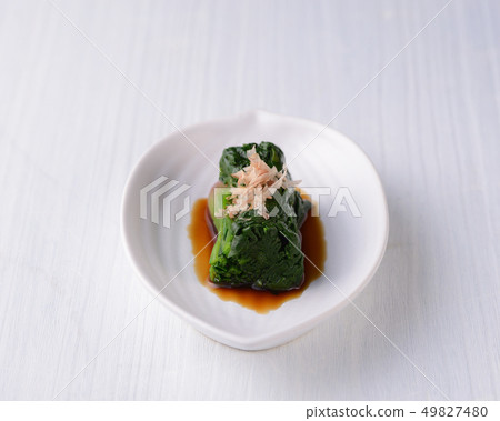 用菠菜蘸 用菠菜蘸 49827480