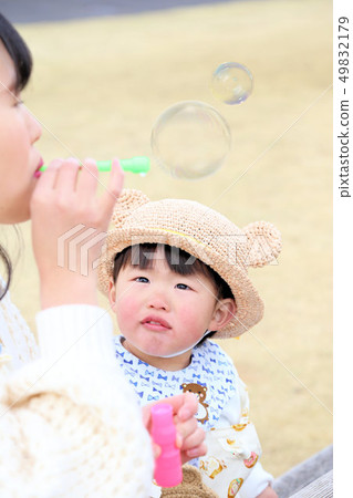 櫻桃季的父母和孩子 櫻桃季的父母和孩子 49832179
