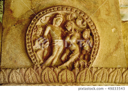 Sculpture of Yaksha Couple, Aihole 49833543