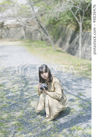 Sakura and camera girls 49836476