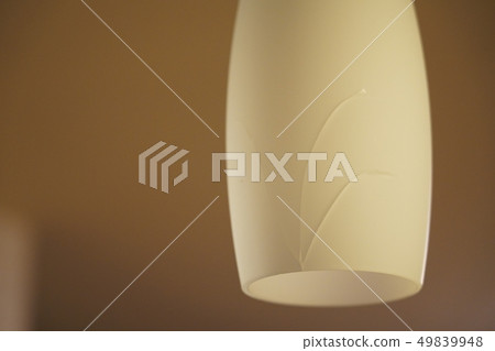 破裂的燈光 破裂的燈光 49839948