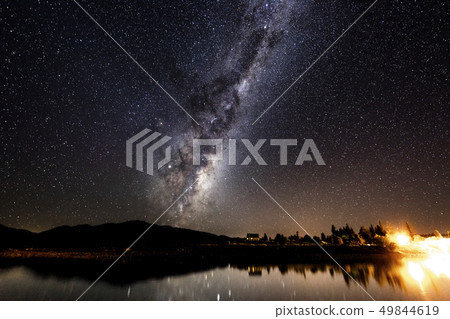 偉大的牧羊人教堂和銀河系特卡波湖的驚人觀點 偉大的牧羊人教堂和銀河系特卡波湖的驚人觀點 49844619