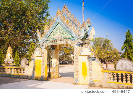 Wat Ek Phnom  temple near the Battambang city, 49846447
