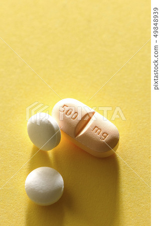 Tablet 49848939