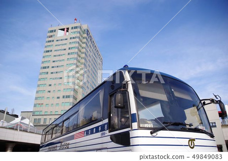 Marios and the large bus traffic image business image 49849083