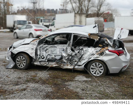 terrible car accident Hyundai Solaris terrible car accident Hyundai Solaris 49849411