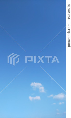 晴朗的天空 晴朗的天空 49856010