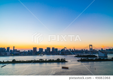 Beautiful architecture building cityscape of tokyo city with rainbow bridge Beautiful architecture building cityscape of tokyo city with rainbow bridge 49861068