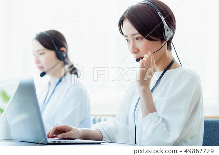 呼叫中心女士 呼叫中心女士 49862729