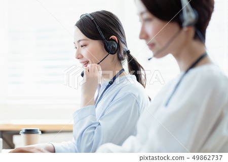 Call center ladies 49862737