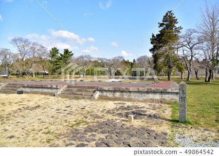 塔加城堡遺址 49864542