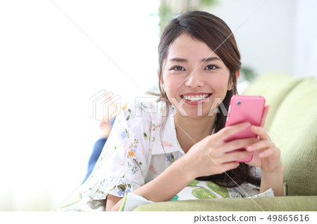智能手機和女人 智能手機和女人 49865616