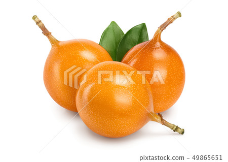 Granadilla or yellow passion fruit with leaves isolated on white background 49865651