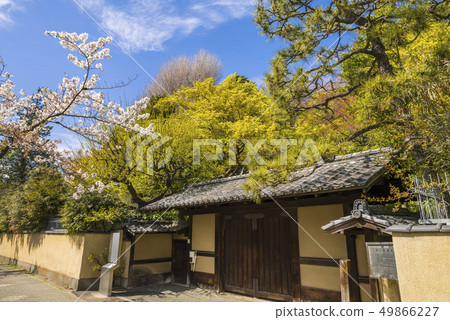 Main gate of the Sekiguchi Pass Main gate of the Sekiguchi Pass 49866227