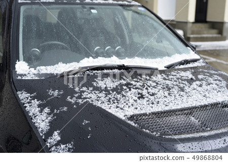 Weather phenomenon 雹 (+ car) Weather phenomenon 雹 (+ car) 49868804