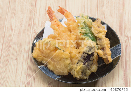 Platter of tempura Platter of tempura 49870733