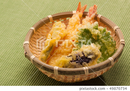 Platter of tempura Platter of tempura 49870734