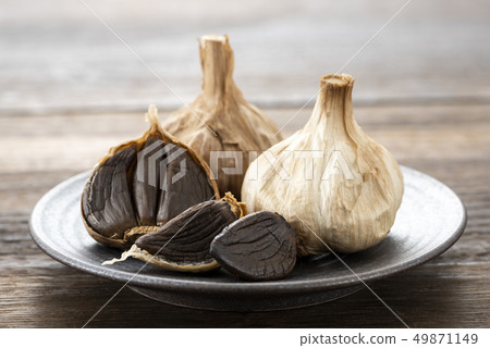 Black garlic up 49871149