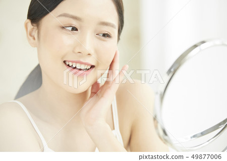 Women beauty 49877006