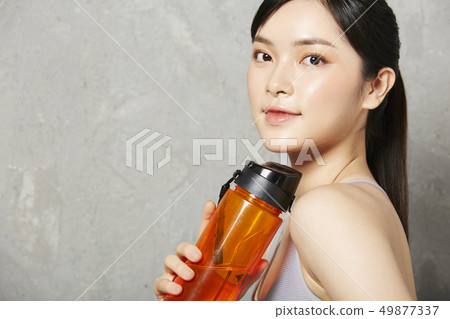 女式運動服 女式運動服 49877337