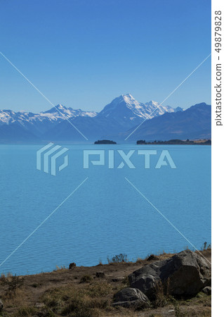 Beautiful view of Lake Pukaki and Mount Cook New Zealand 49879828