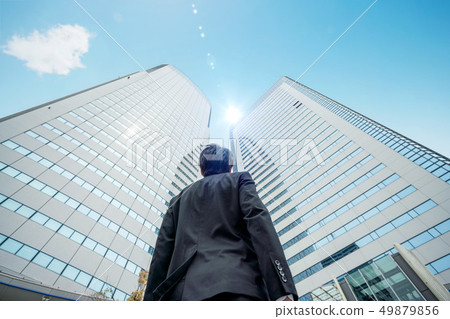 看大廈的商人 49879856