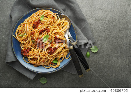 Spaghetti 49886795
