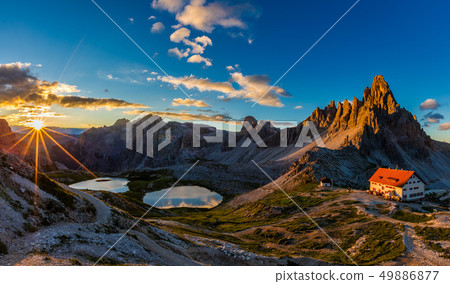 Beautiful sunrise in Tre Cime, Dolomite, Italy Beautiful sunrise in Tre Cime, Dolomite, Italy 49886877