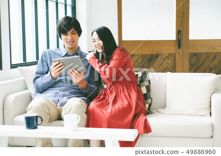 夫婦圖像年輕夫婦 夫婦圖像年輕夫婦 49886960