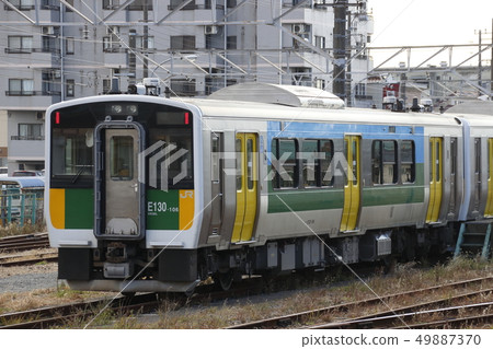 Kurazuri線Kisarazu出發的Kiha E130系統 49887370