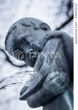 sculpture statue art religion one cemetery monument 49893810