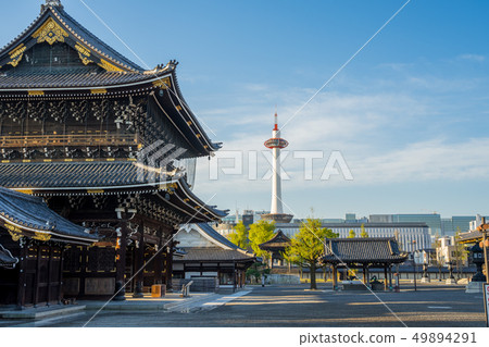 Morning sun Higashi Honganji Morning sun Higashi Honganji 49894291