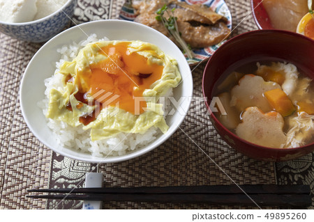 把腐竹麻and和蛋黃 把腐竹麻and和蛋黃 49895260