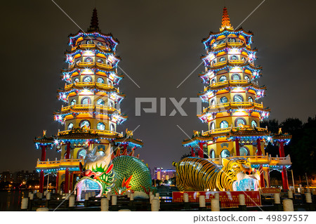 台灣高雄左營蓮池潭Asia Taiwan Kaohsiung Lake 49897557