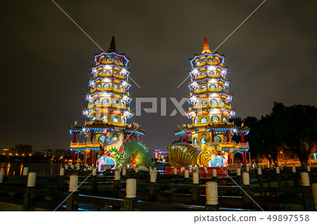 台灣高雄左營蓮池潭Asia Taiwan Kaohsiung Lake 台灣高雄左營蓮池潭Asia Taiwan Kaohsiung Lake 49897558