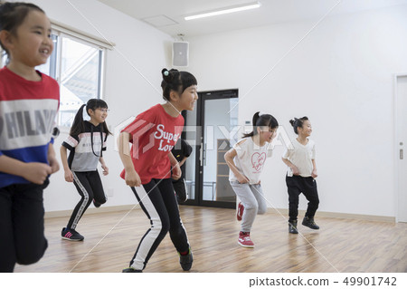 孩子們跳舞教室形象 49901742