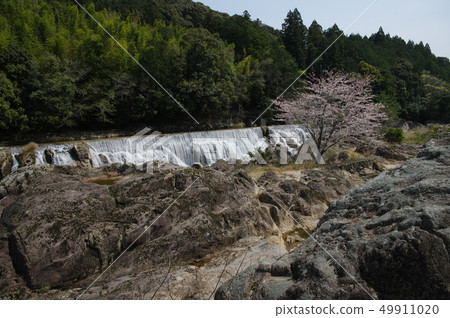 新城的Niagara-Nagasu大堤 新城的Niagara-Nagasu大堤 49911020