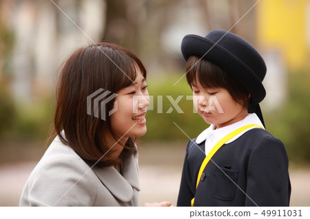 一個討厭參加的男孩 49911031