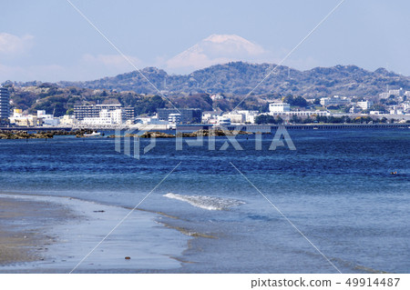 Running water coast Running water coast 49914487