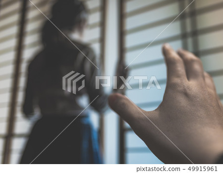 手 49915961
