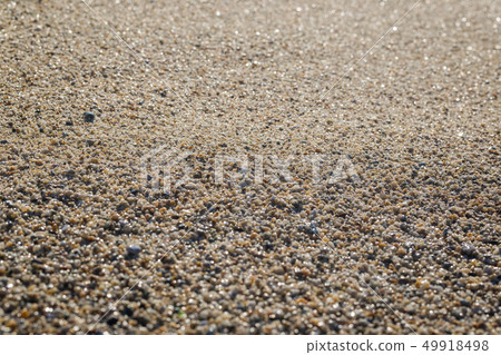 Small smooth pebbles 49918498