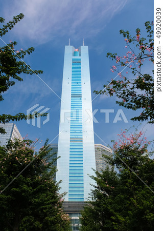 Guangzhou CITIC Plaza (Chunshin Square) Guangzhou CITIC Plaza (Chunshin Square) 49920039