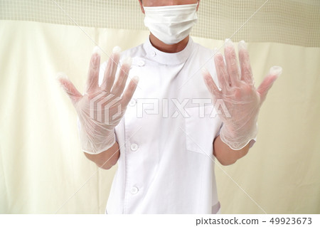 護士戴手套 49923673