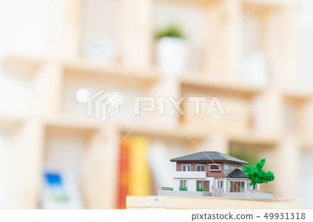 房地產微型模型房子家庭金錢 房地產微型模型房子家庭金錢 49931318