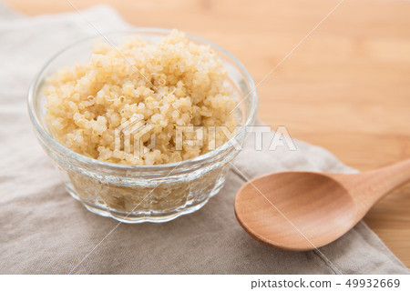 Quinoa 49932669