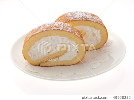 Roll cake  49938223