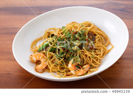 Peperoncino Peperoncino 49945239