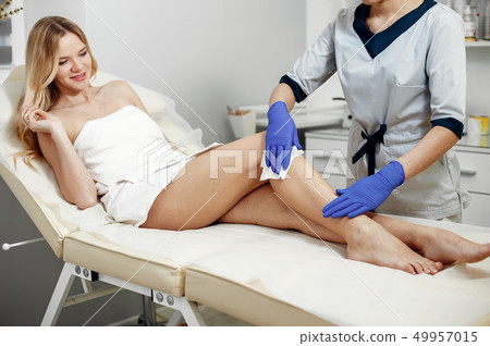 beautiful young girl in beauty salon beautiful young girl in beauty salon 49957015