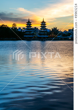 臺灣高雄左營蓮池潭Asia Taiwan Kaohsiung Lake 臺灣高雄左營蓮池潭Asia Taiwan Kaohsiung Lake 49963214